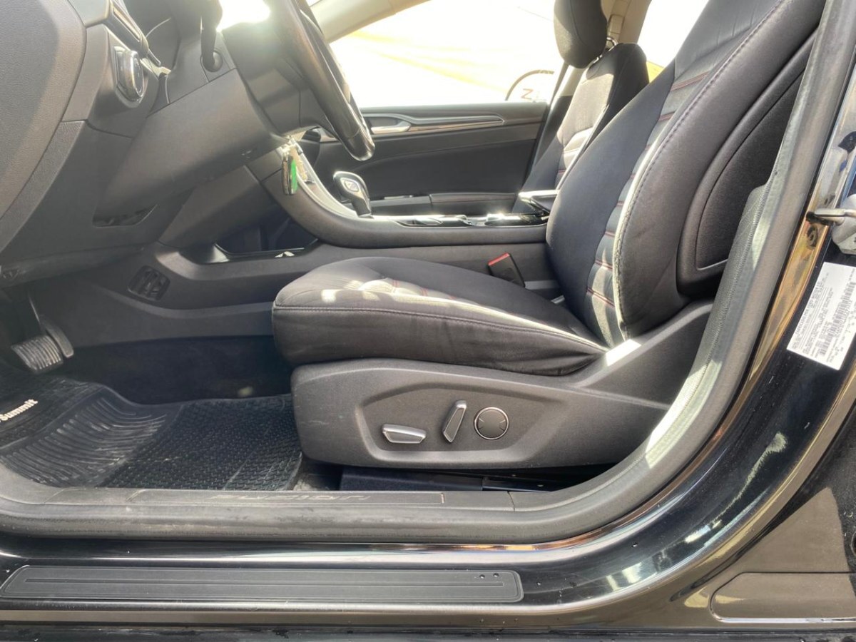 Ford Fusion 2.5 Aut año 2014