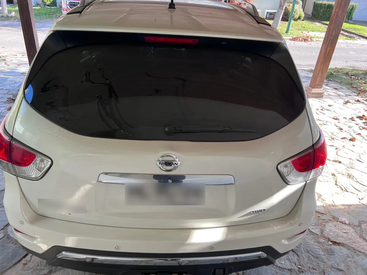 NISSAN PATHFINDER 3.5 Exclusive Cvt At 4x4 año 2016