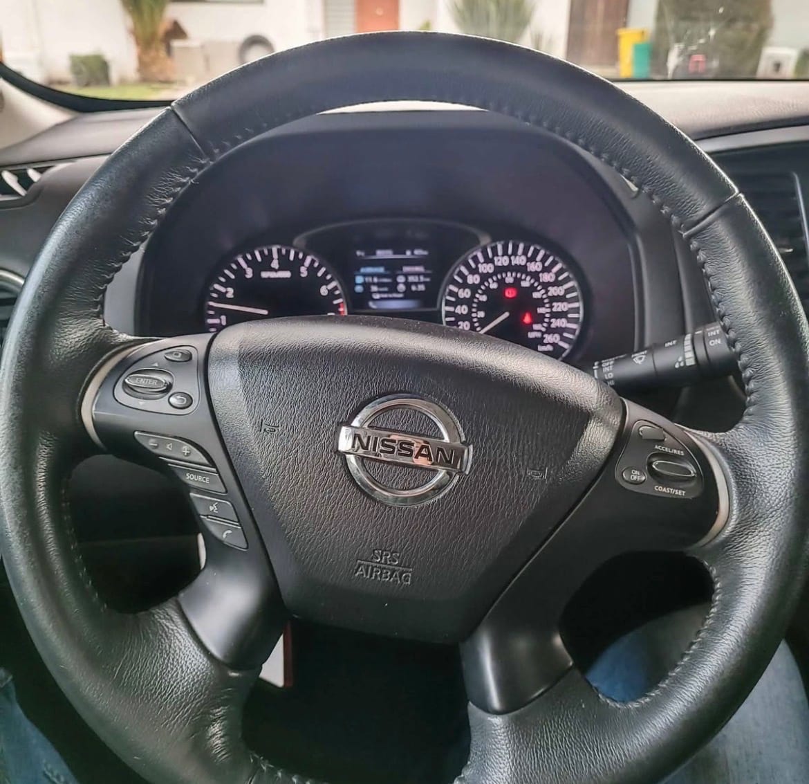 NISSAN PATHFINDER 3.5 Exclusive Cvt At 4x4 año 2016