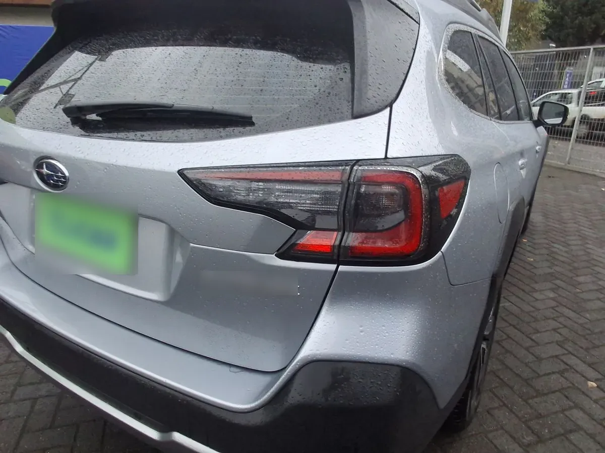 Subaru Outback 2.5i Touring Awd Cvt At 5p año 2025