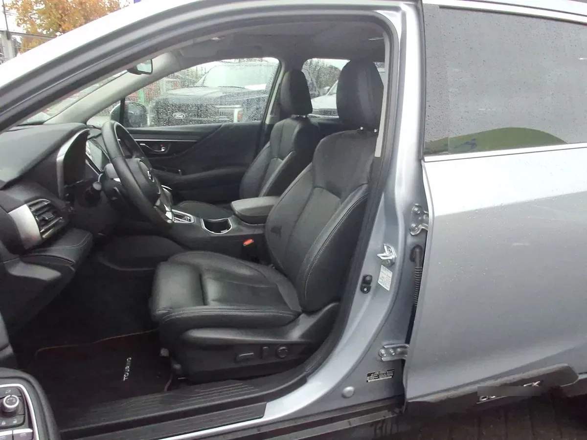 Subaru Outback 2.5i Touring Awd Cvt At 5p año 2025