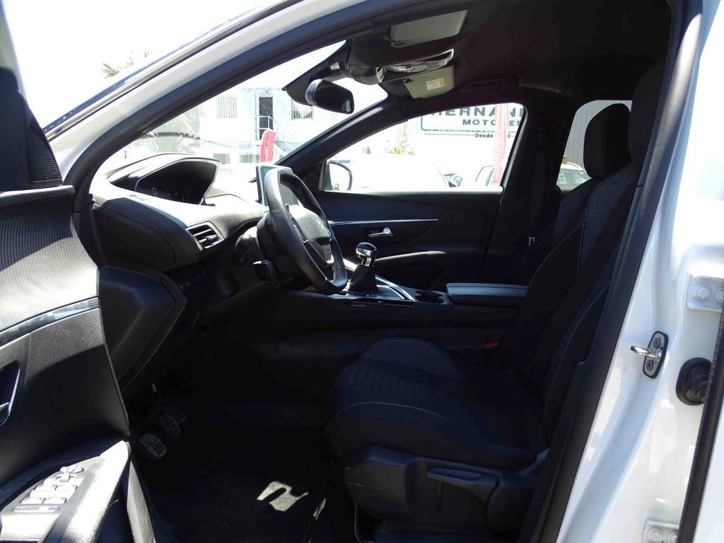 Peugeot 3008 Active Pack año 2024