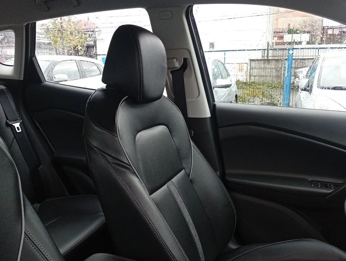 Chevrolet Tracker 1.2t Ltz R 4x2 At 5p año 2026