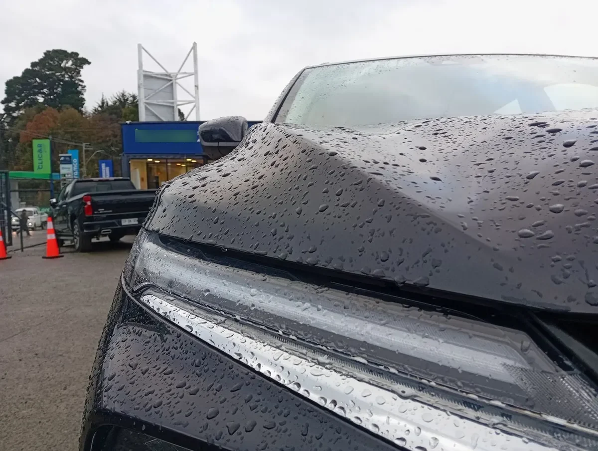 Chevrolet Tracker 1.2t Ltz R 4x2 At 5p año 2026