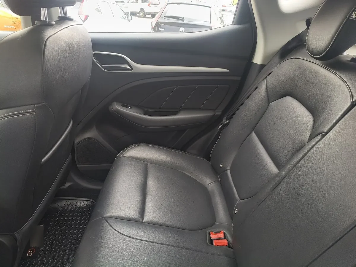 MG Mg Zs Ev Dlx 4x2 At 5p año 2022