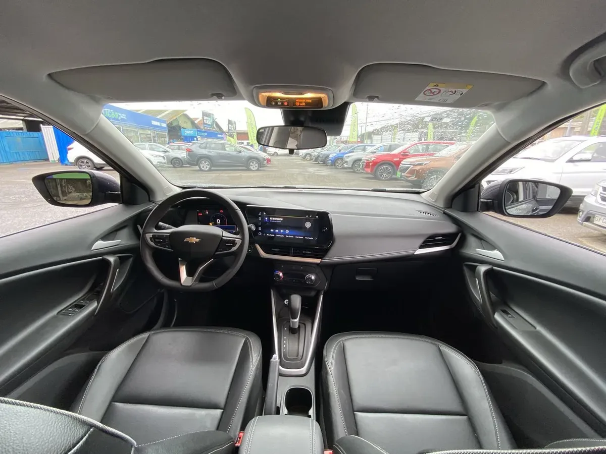 Chevrolet Tracker 1.2t Ltz R 4x2 At 5p año 2026