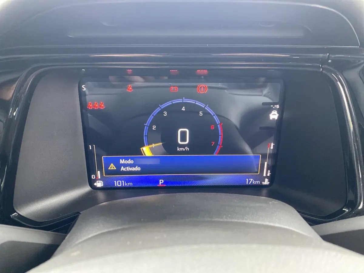 Chevrolet Tracker 1.2t Ltz R 4x2 At 5p año 2026