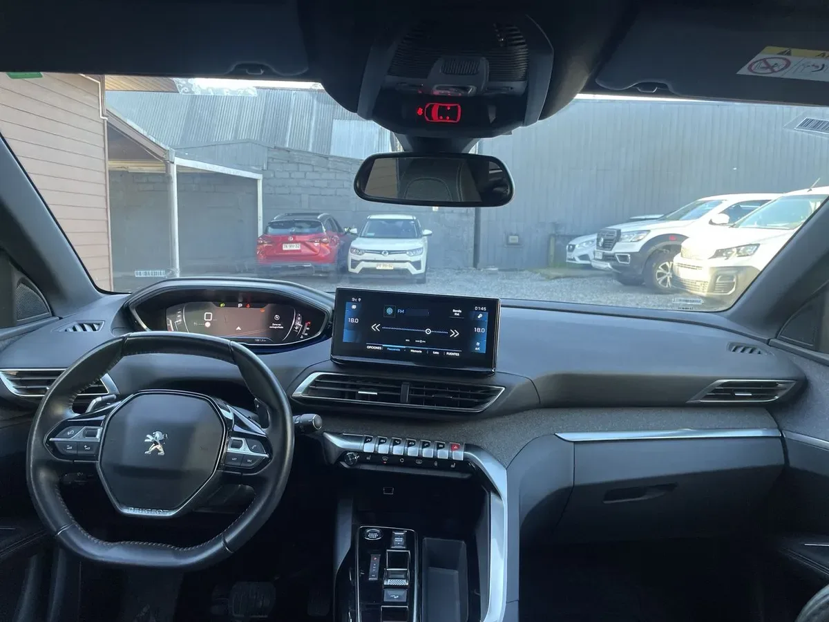 Peugeot 3008 1.5 Allure Pack Bluehdi 130 4x2 Eat8 5p año 2024