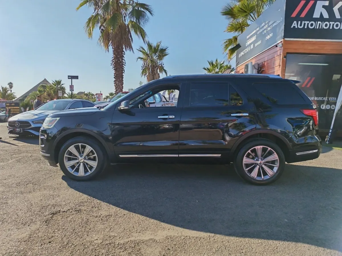 FORD EXPLORER 2.3 Ecoboost Xlt At 4x4 año 2019