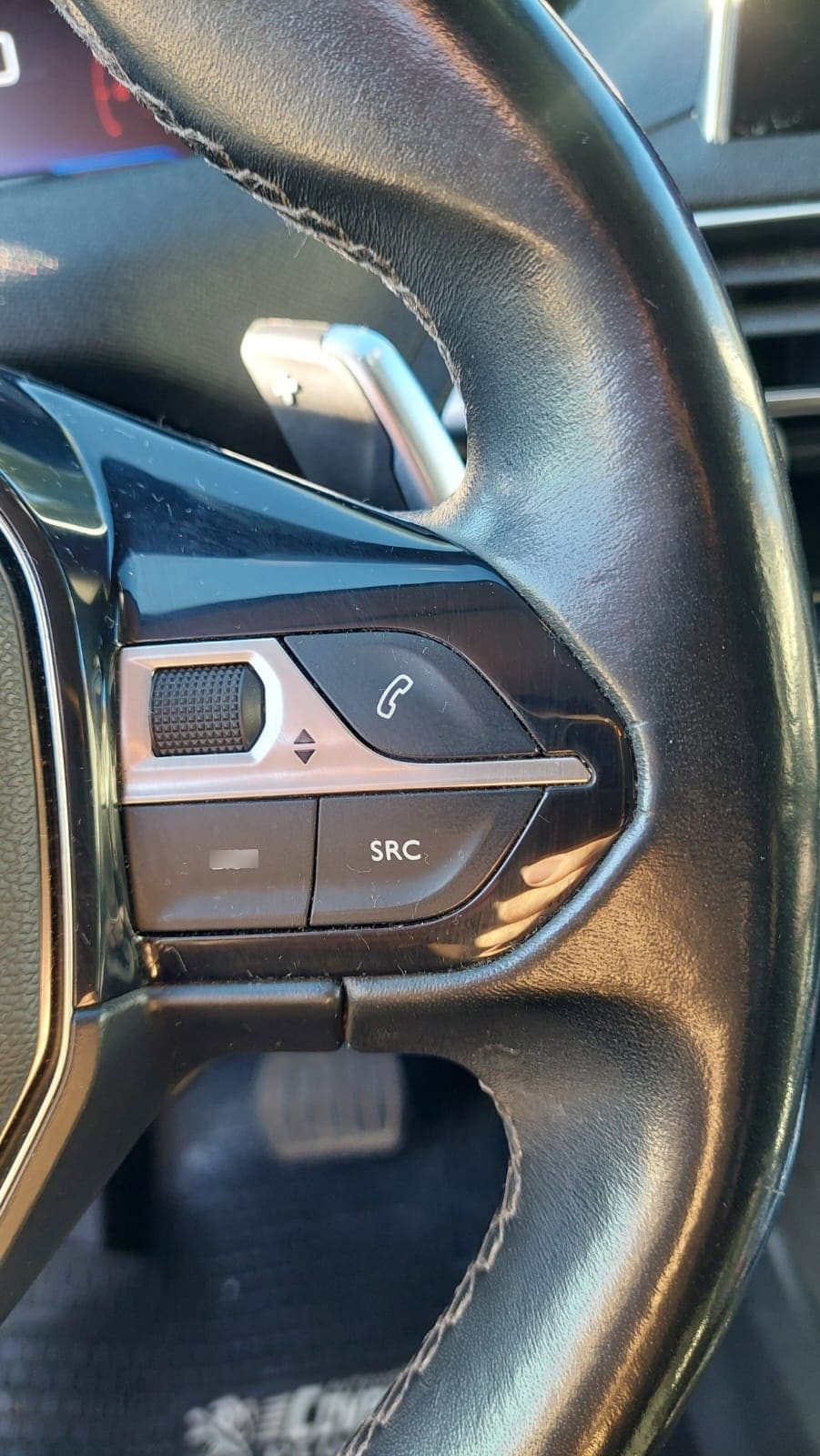 PEUGEOT 5008 1.5 Active Bluehdi 130 At Diesel año 2020