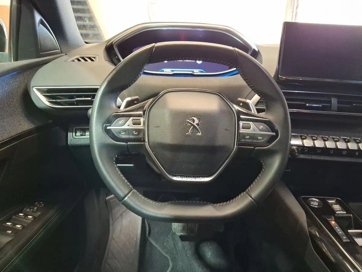 Peugeot 3008 1.5 Allure Pack Bluehdi 130 4x2 Eat8 5p año 2024