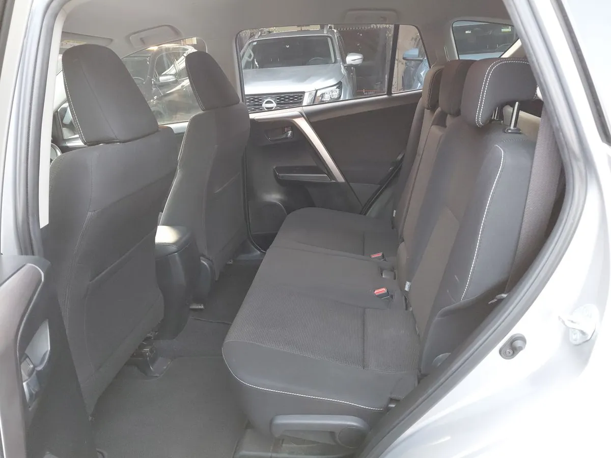 Toyota Rav 4 2.0 4x2 Super Lujo Cvt At 5p año 2019