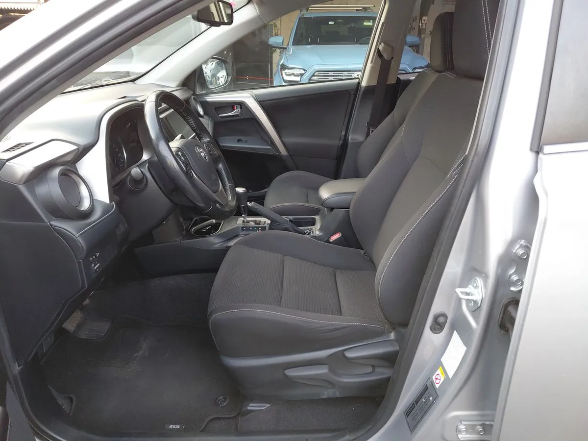 Toyota Rav 4 2.0 4x2 Super Lujo Cvt At 5p año 2019