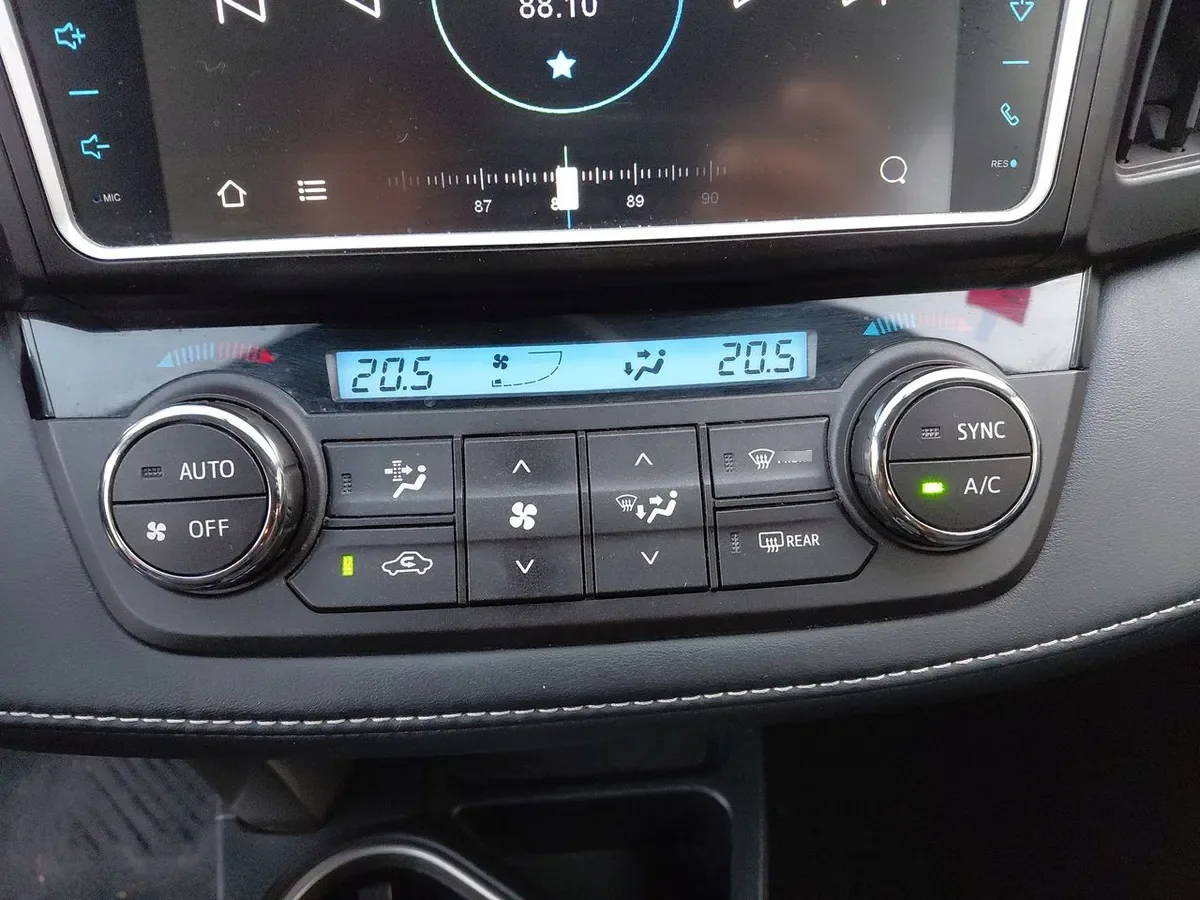 Toyota Rav 4 2.0 4x2 Super Lujo Cvt At 5p año 2019
