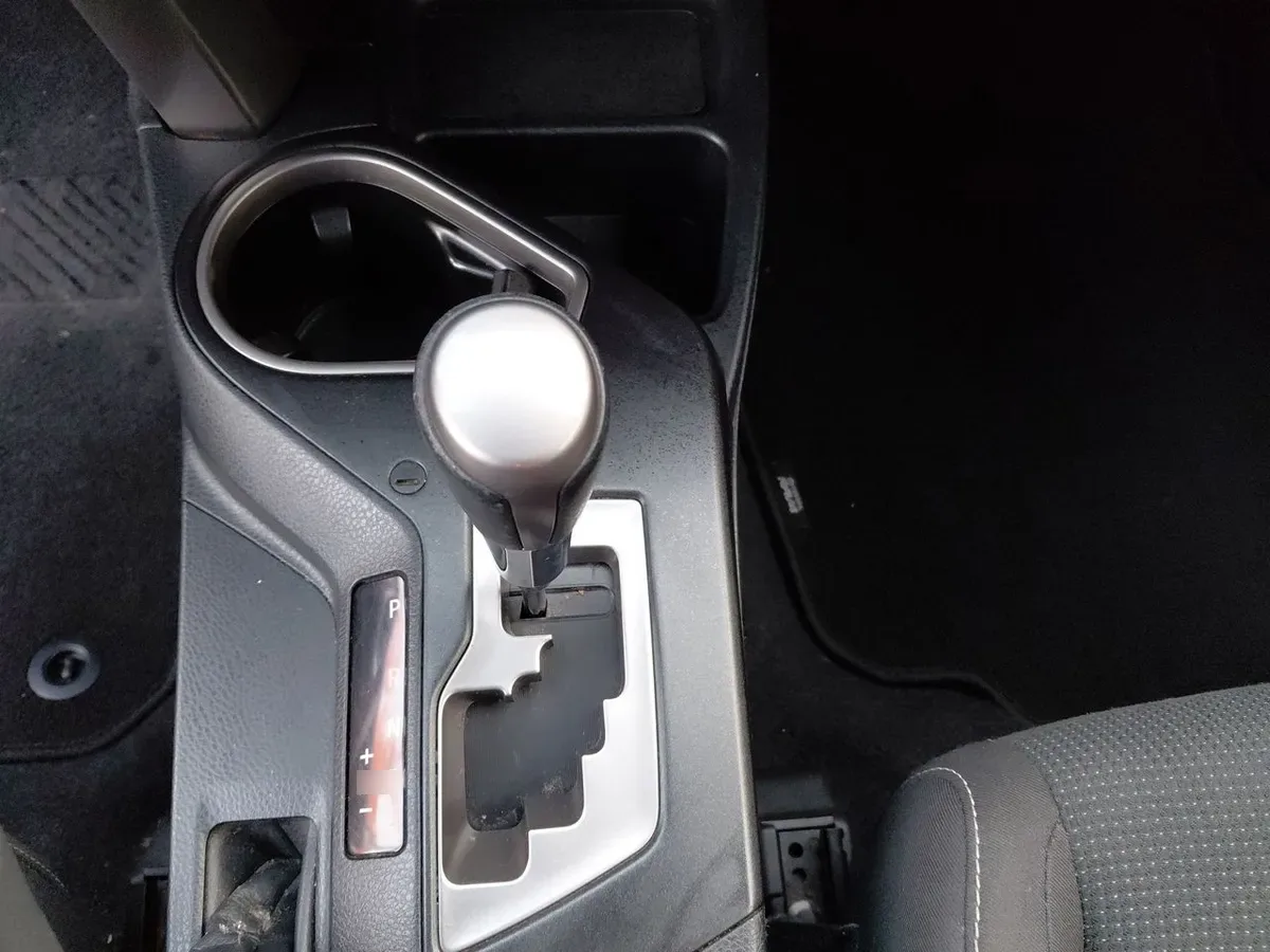 Toyota Rav 4 2.0 4x2 Super Lujo Cvt At 5p año 2019