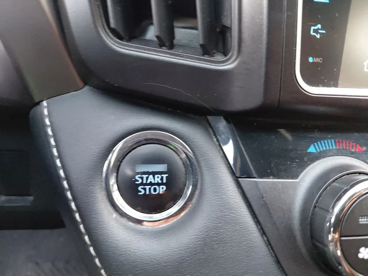 Toyota Rav 4 2.0 4x2 Super Lujo Cvt At 5p año 2019