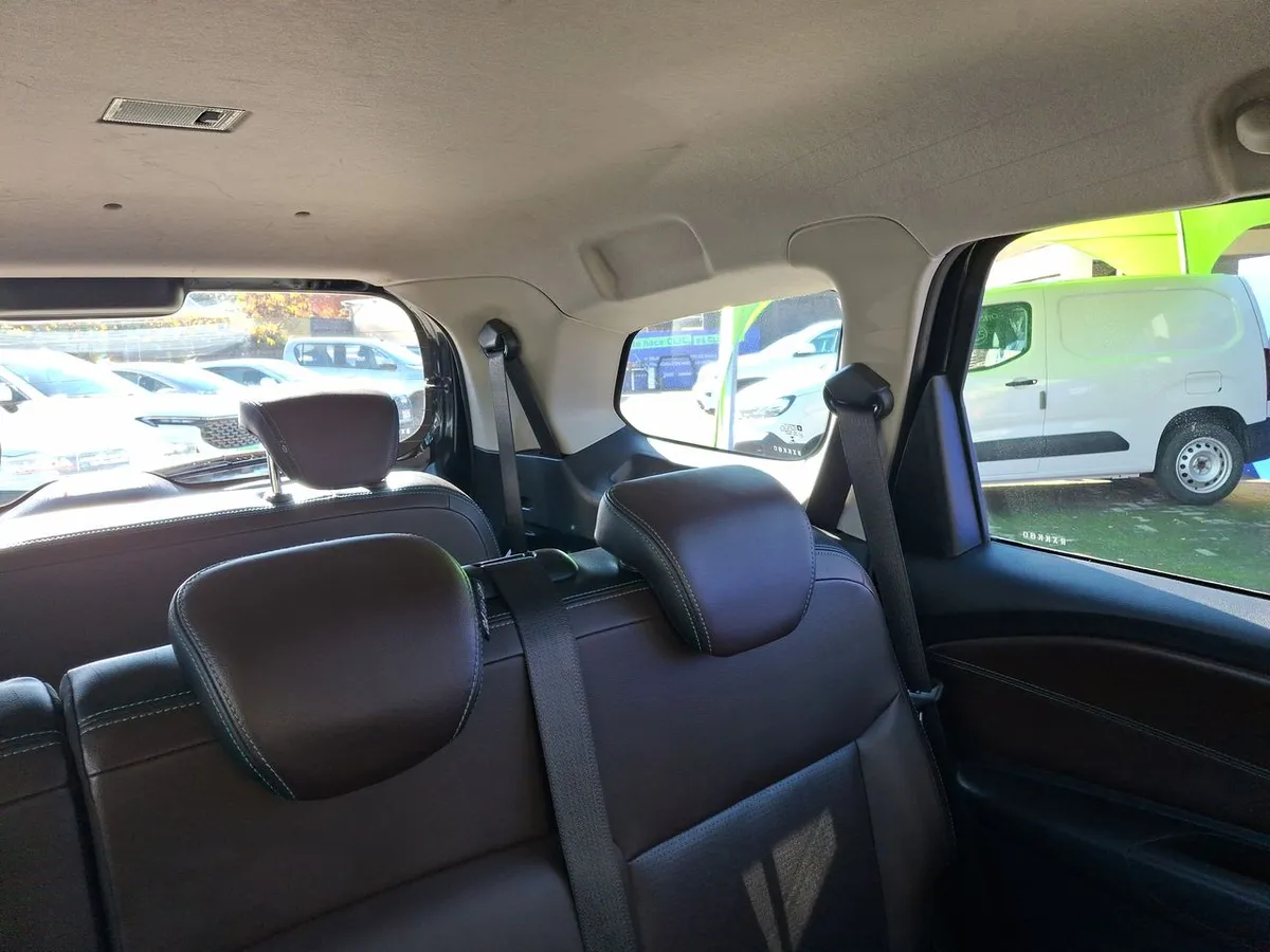 Chevrolet Spin 1.8 Premier 4x2 Mt 5p año 2022