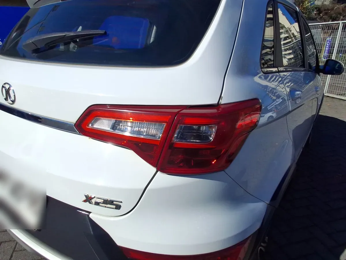 BAIC X25 1.5 Elite 4x2 Mt 5p año 2019
