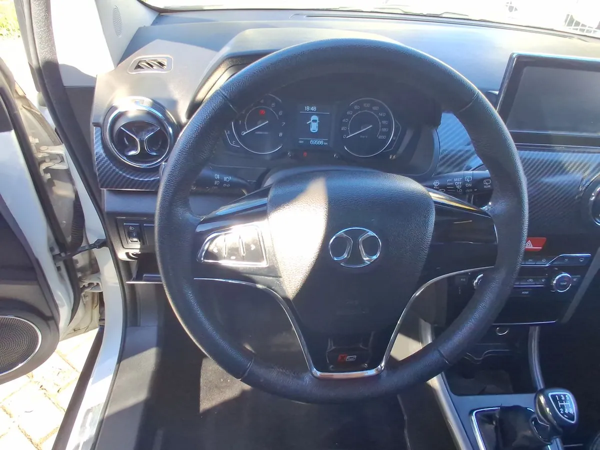 BAIC X25 1.5 Elite 4x2 Mt 5p año 2019