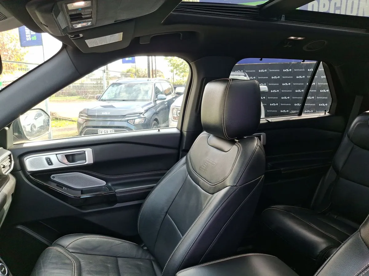 Ford Explorer 3.0 St Ecoboost 4x4 At 5p año 2021