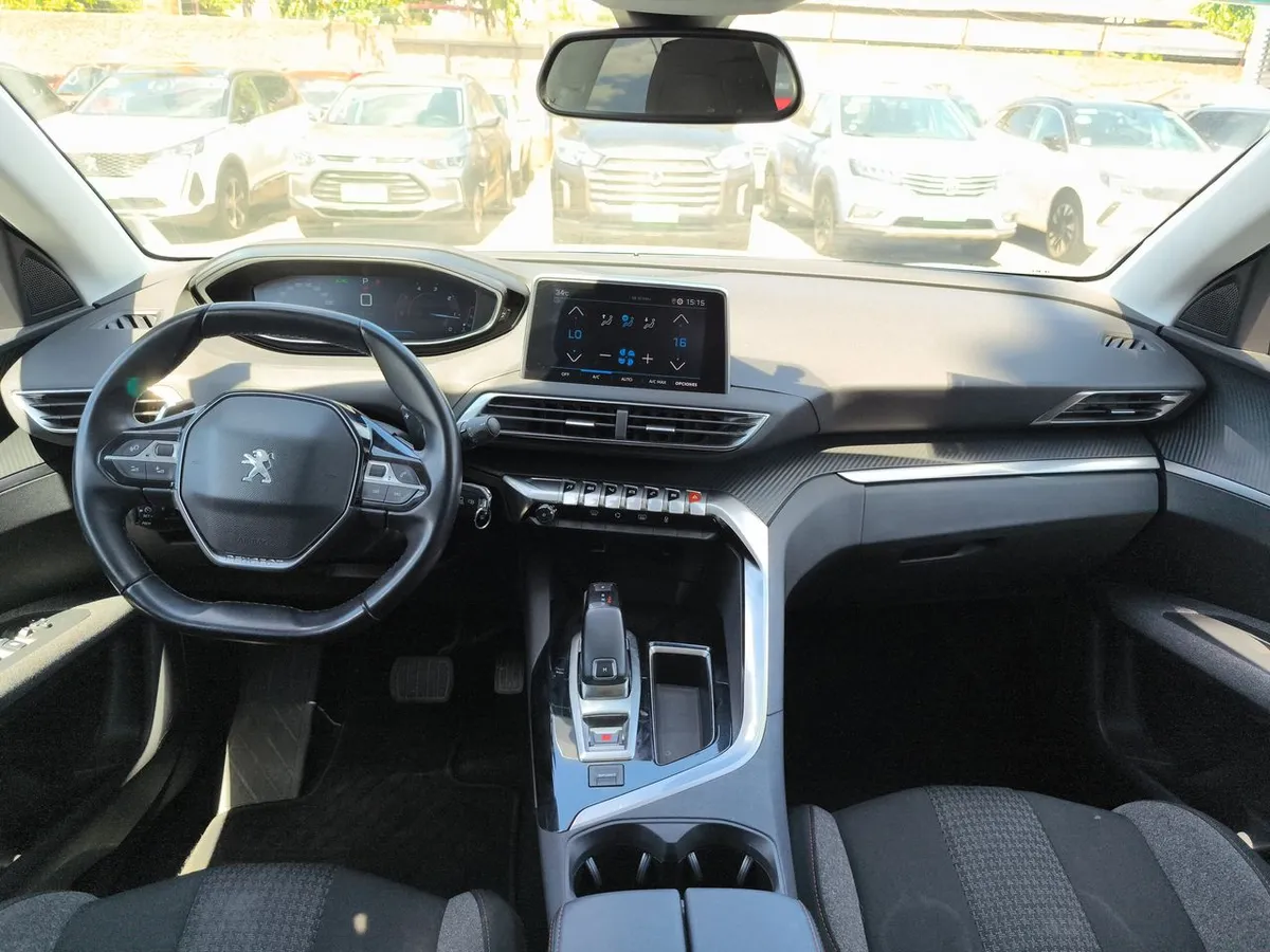 Peugeot 3008 1.5 Allure Bluehdi 4x2 130 Eat8 5p año 2020