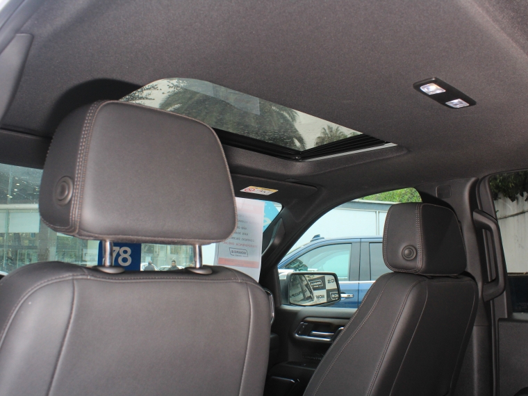 Chevrolet Silverado 3.0 Td High Contry At 4x4 Diesel año 2025