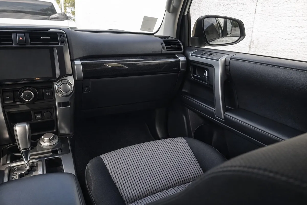 Toyota  4runner 4.0 Sr5 Mv Auto 4wd año 2024