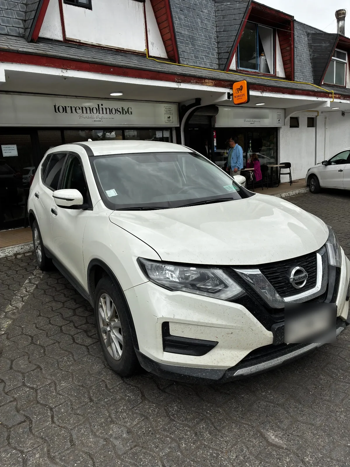 NISSAN X-TRAIL 2.5 Sense At año 2022