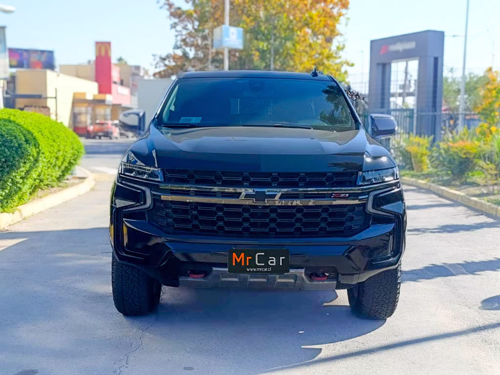 Chevrolet Suburban 4wd Z71 año 2021