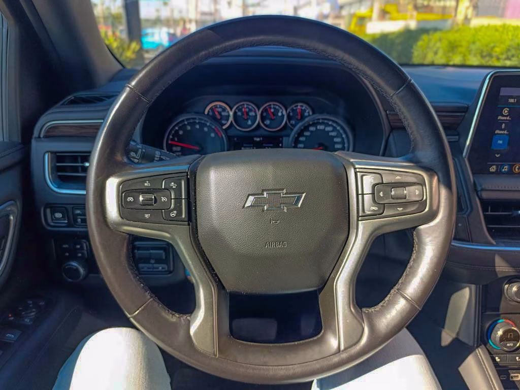 Chevrolet Suburban 4wd Z71 año 2021
