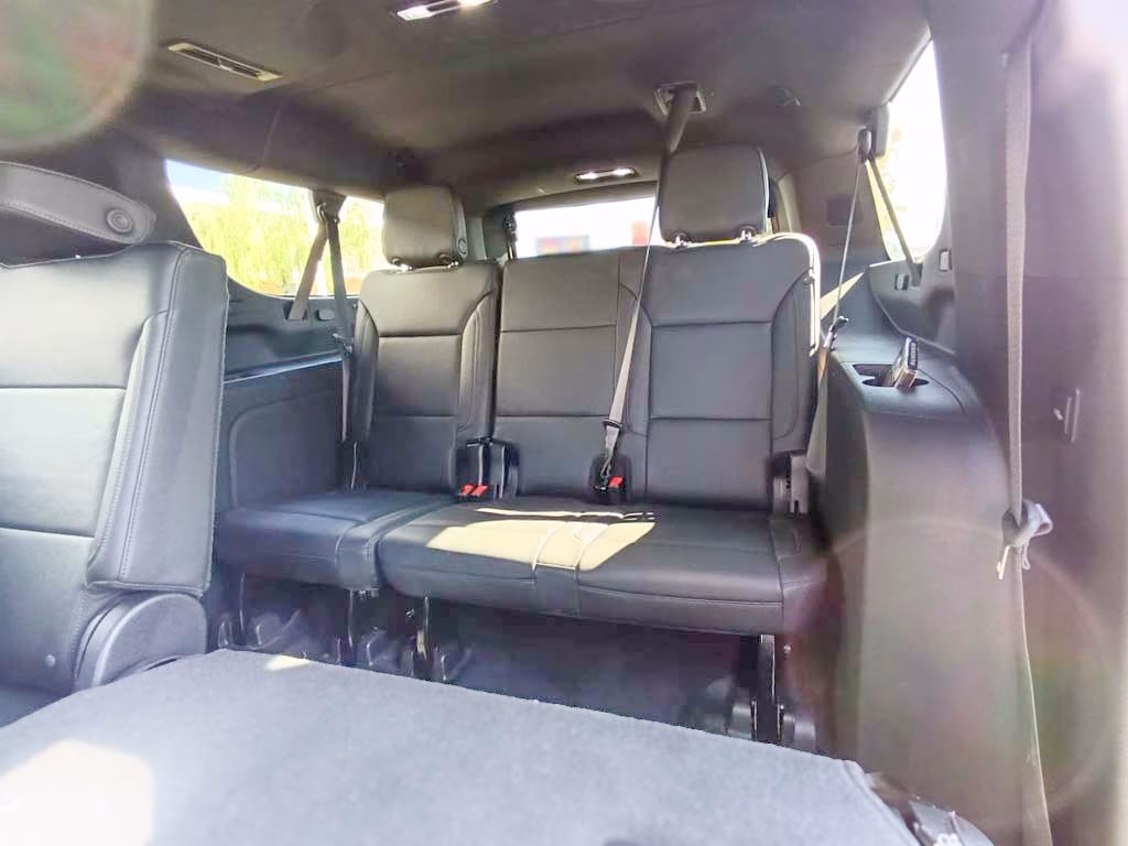 Chevrolet Suburban 4wd Z71 año 2021