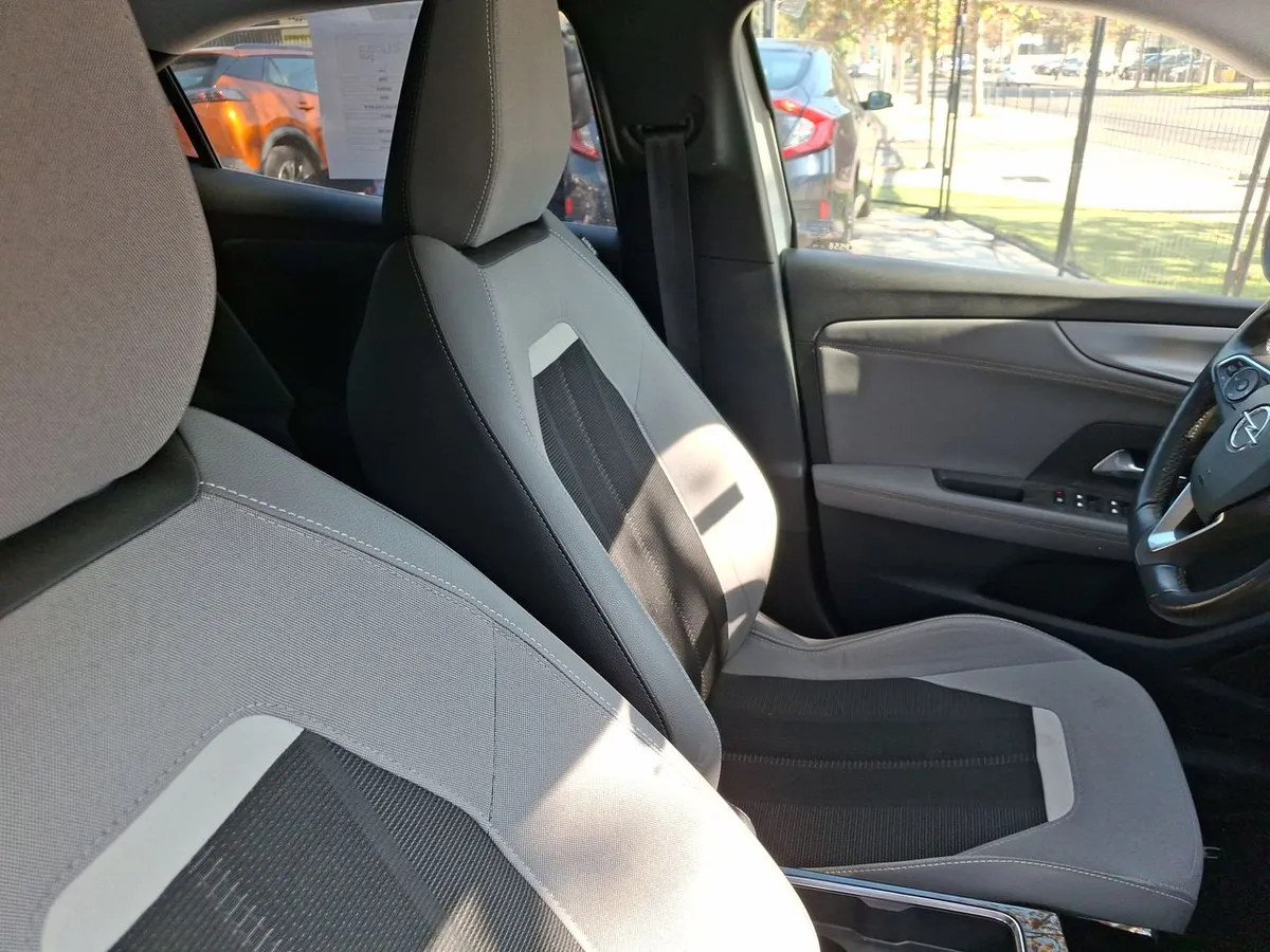 Opel Mokka 1.2t Elegance 4x2 At8 5p año 2024