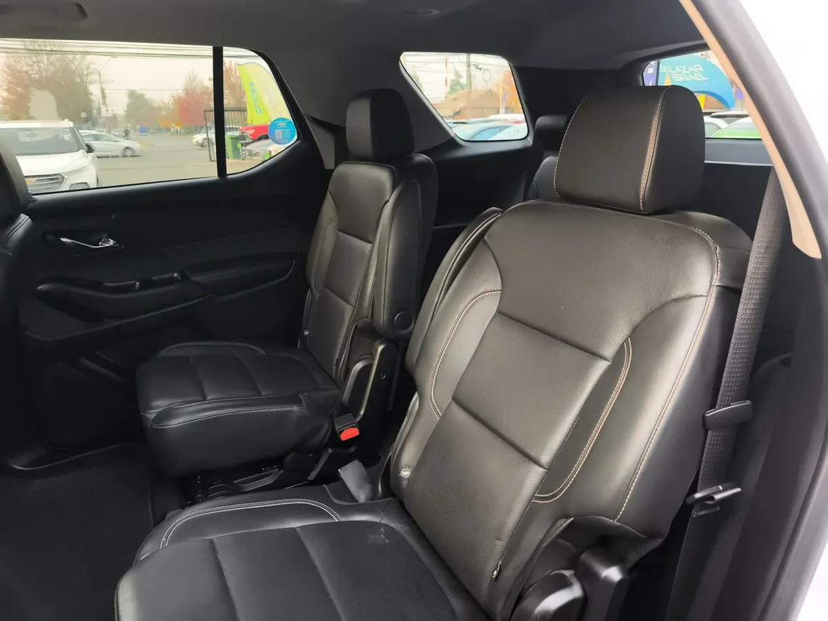 Chevrolet Traverse 3.6 Premier Awd At 5p año 2021