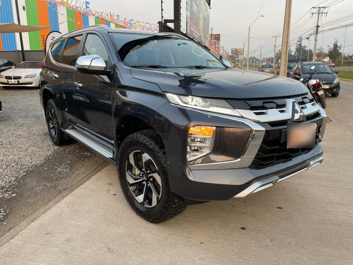 Mitsubishi Montero Sport 3.0 4x4 año 2025