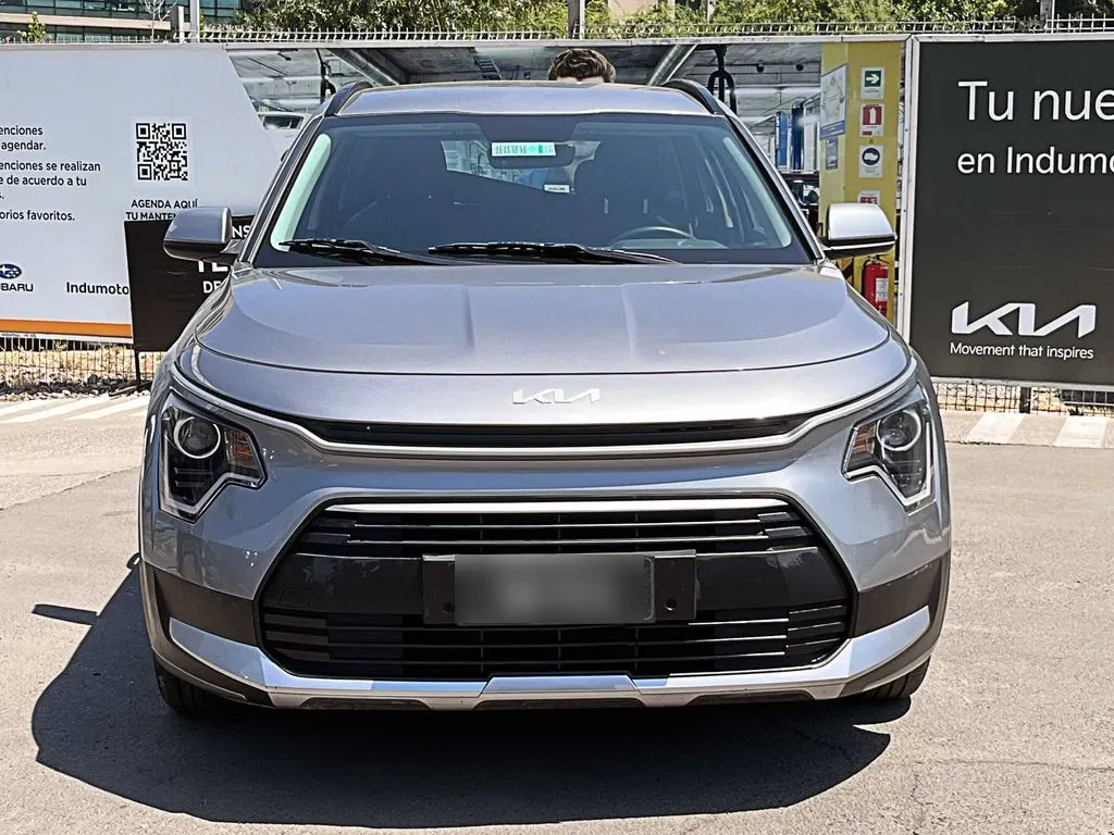 Kia Niro 1.6l Gdi Lx Hev At 5p año 2024
