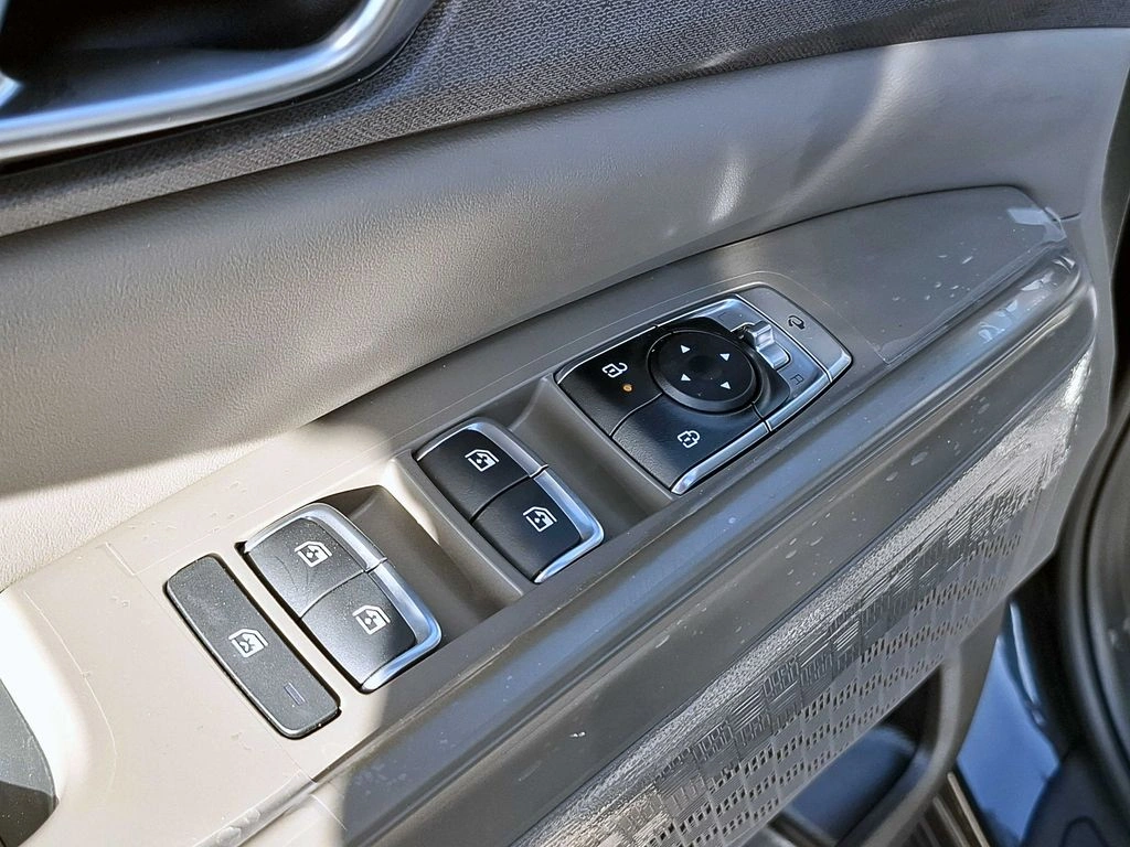 Kia Carnival At año 2025