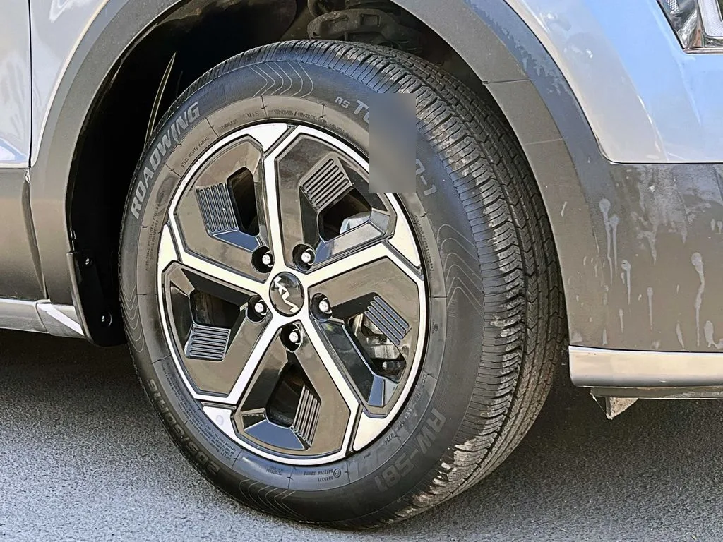 Kia Niro 1.6l Gdi Lx Hev At 5p año 2024