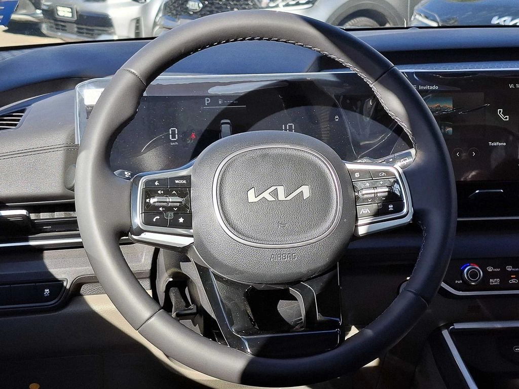 Kia Carnival At año 2025