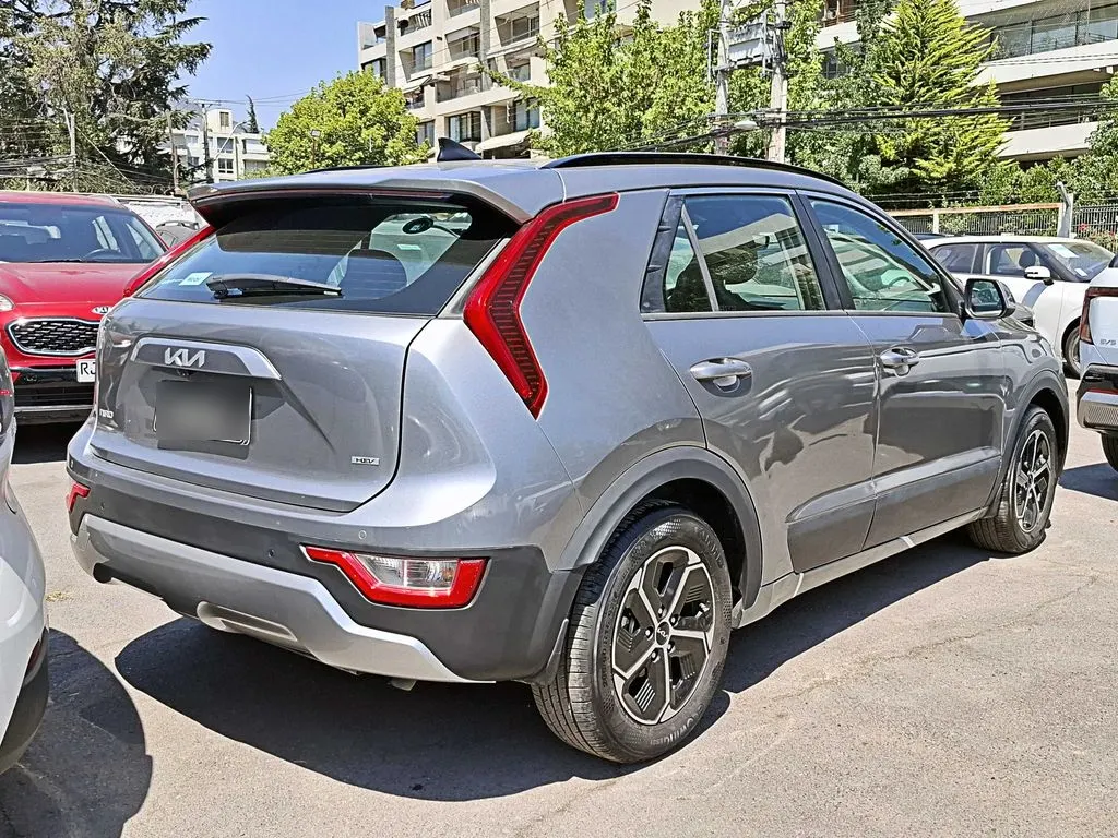 Kia Niro Hev 1.6 Gdi Dct año 2024