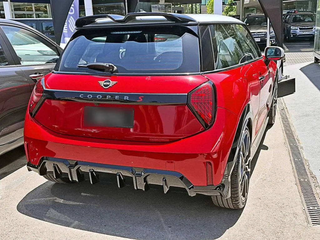 Mini Cooper S 2.0t Jcw Pkg At año 2025