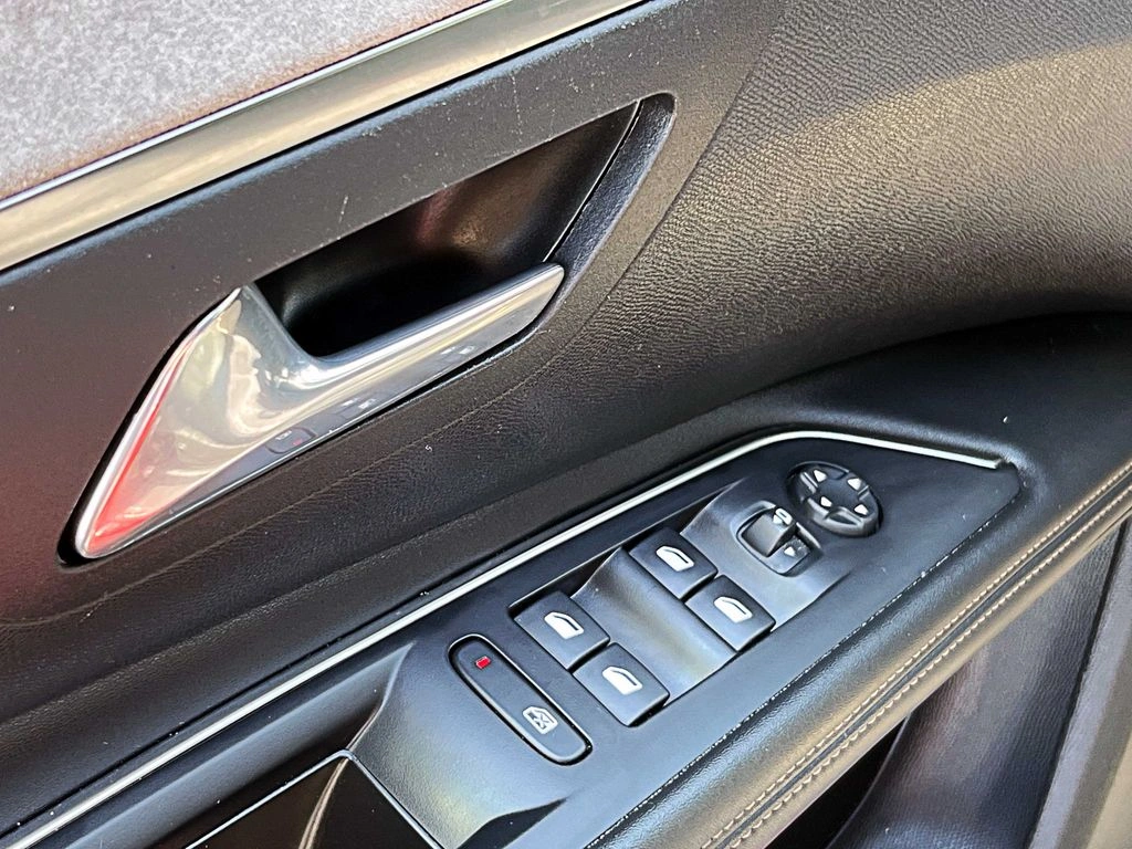 Peugeot 3008 Gt año 2024