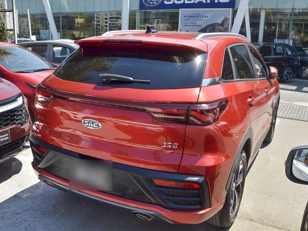 JAC Js6 1.5 Comfort Ce At año 2024
