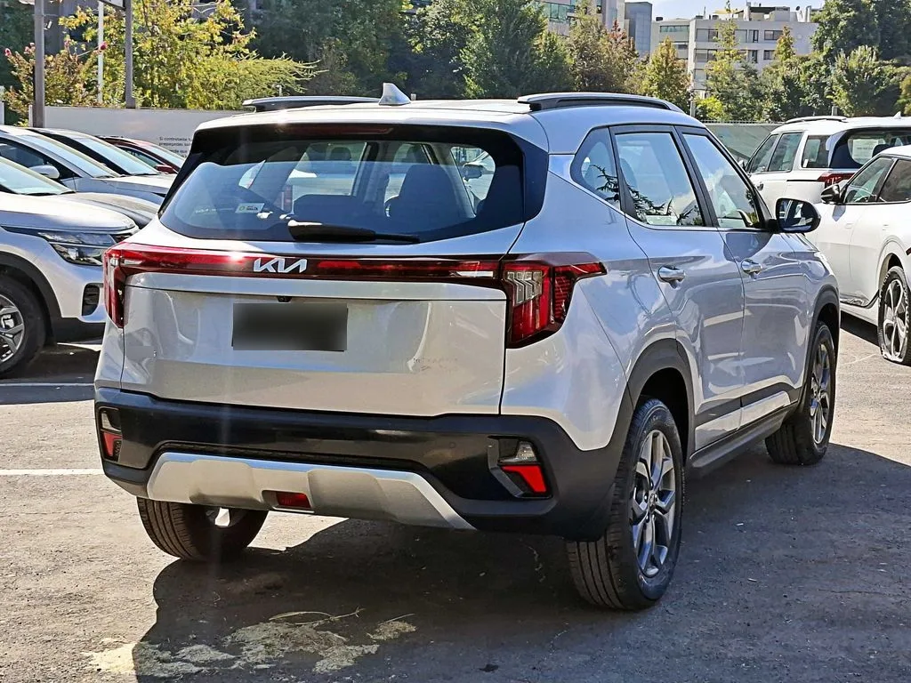 Kia Seltos 1.4 At año 2025