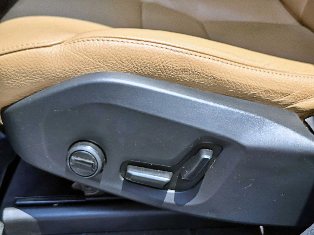 Volvo Xc60 2.0 T5 4x4 At 5p año 2021