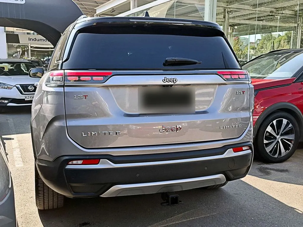 Jeep Commander 1.3 Limited At año 2026