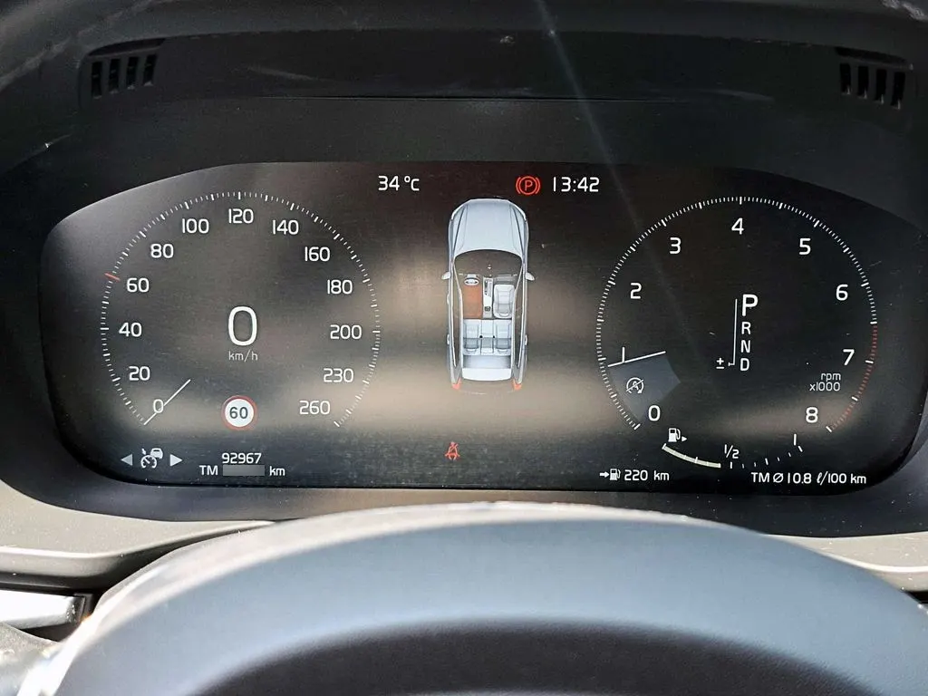Volvo Xc60 2.0 T5 4x4 At 5p año 2021