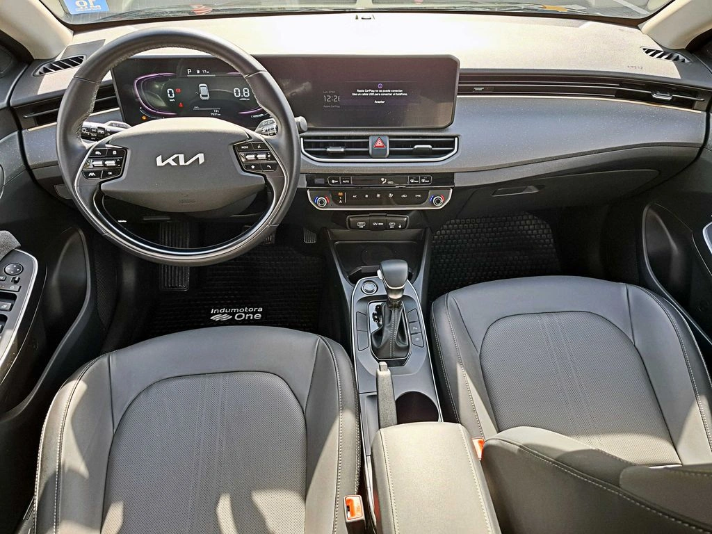 Kia K3 1.6 Ex 4x2 At 5p año 2025