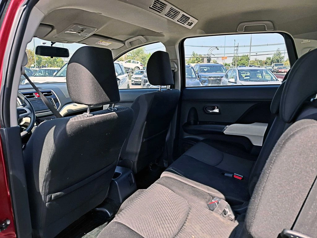Toyota Rush 1.5 Xli 4x2 At 5p año 2023