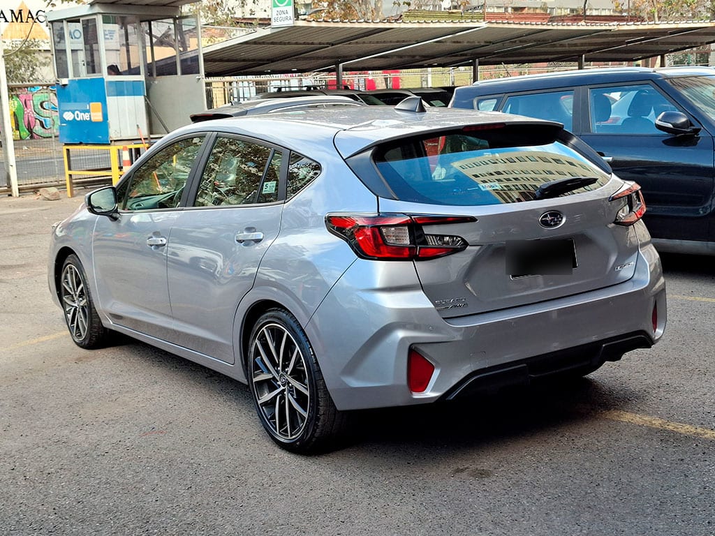 Subaru Impreza 2.0 Awd Cvt Touring Es Hk año 2025