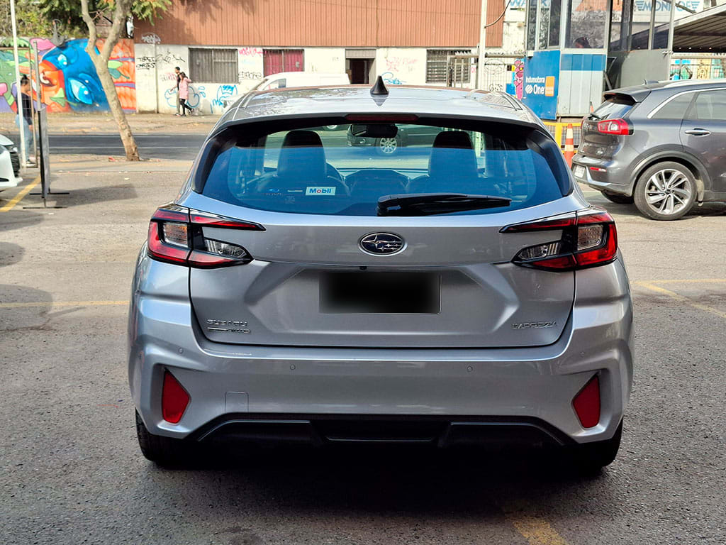 Subaru Impreza 2.0 Awd Cvt Touring Es Hk año 2025
